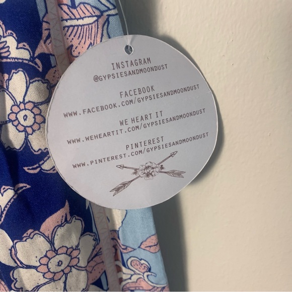 Gypsies & Moondust Cropped Floral Pull On Rayon Pants - Picture 6 of 15